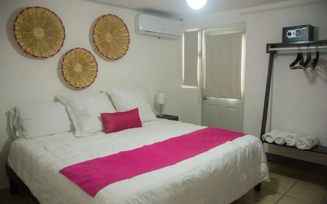PiÃÂ±a Apartment by Andiani