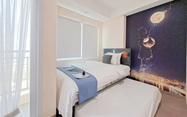 Bright Studio Room Apartment At B Residence