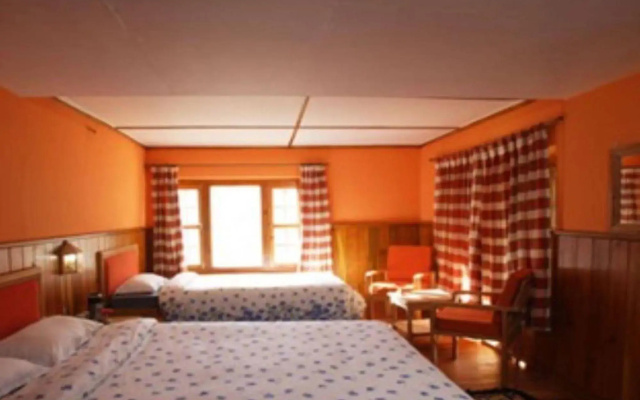 Mountain Lodges of Nepal - Namche