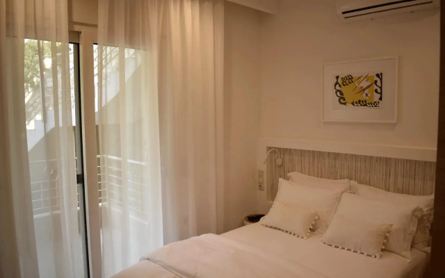 Gallery Suites Parga