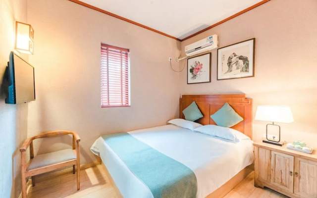 Dragontown Hotel