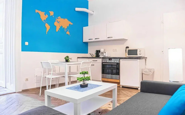 Comfy City Apartment Near AKH Hospital