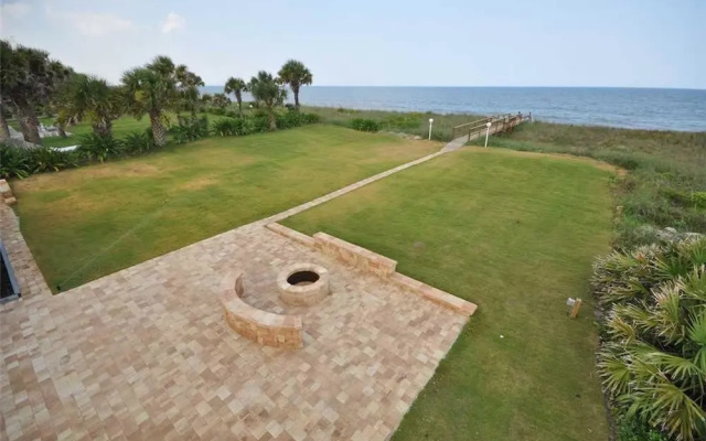 Seashell - Three Bedroom Home