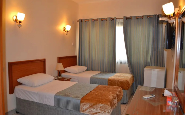 Tara Hotel