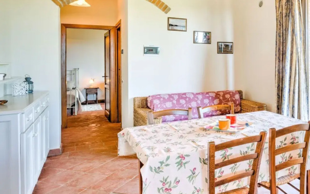 Farmhouse in Suvereto Near Etruscan Coast