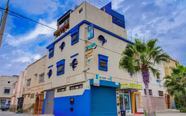 Dinosaur anza surf house