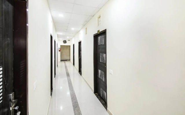 OYO 67353 Hotel Magnum