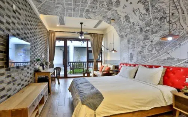 VILLA GREETINGS The Moon and Sixpence Hotel
