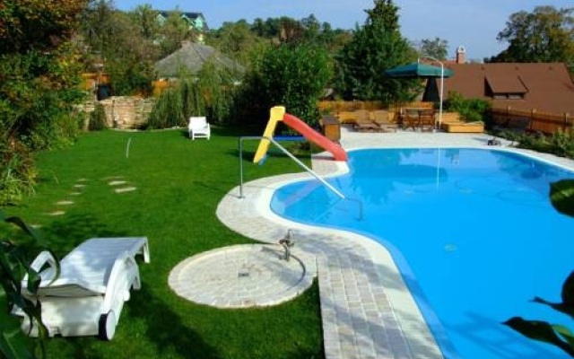 Nádfedeles Apartmanház