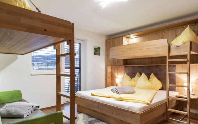 Cozy Apartment in Neukirchen am Großvenediger With Terrace