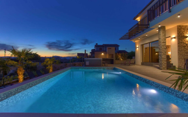 Holiday house VILLA LUCIJA