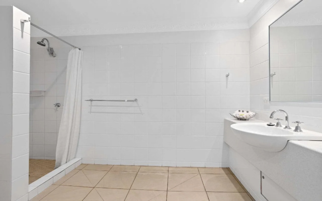 Comfort Inn The International