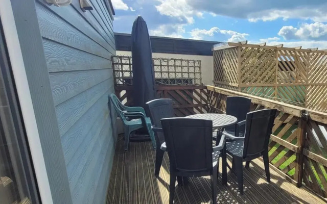 19C Medmerry Park 2 Bedroom Chalet