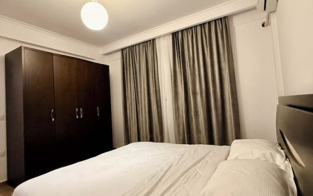 Aisha Apartment