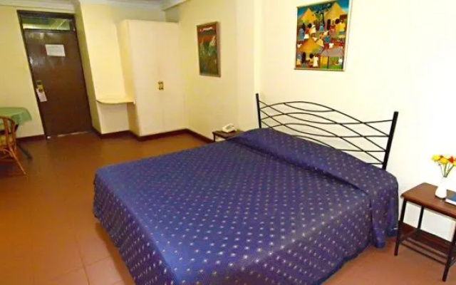 Tourist Hotel