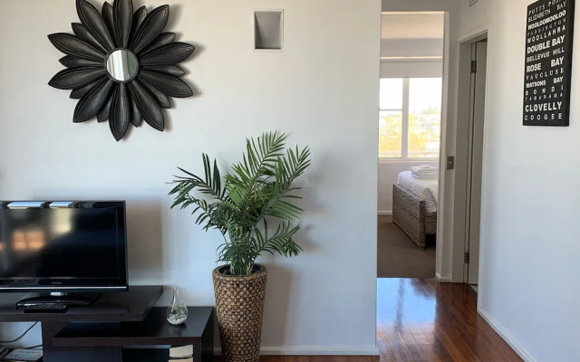 Bondi 2 Bedroom - Bondi and Tamarama Views