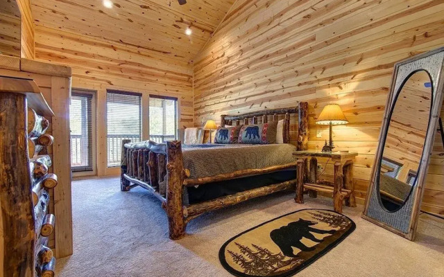 Frosty Bear 1338 - 4 Br Cabin