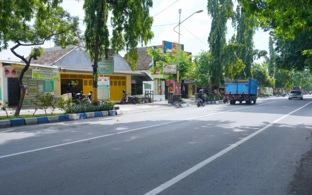 OYO 2707 Graha Surya Syariah