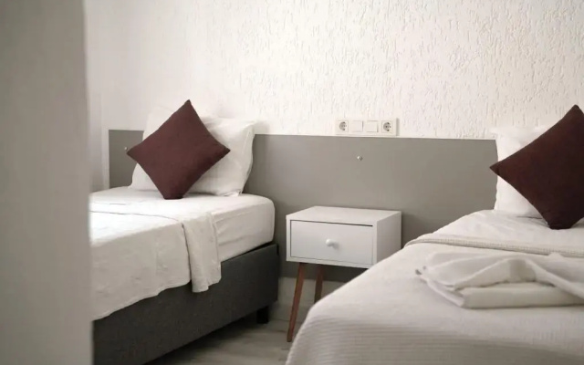Ulas Apart Otel
