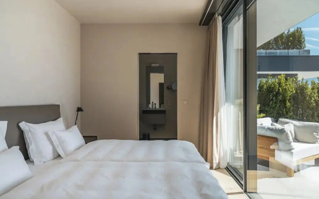Arua Private Spa Villas