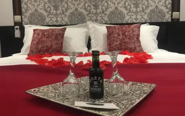 Porto Suites Deluxe
