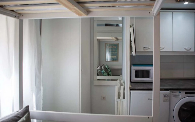 1bed Studio in the Heart of Madrid, 2mins to Metro