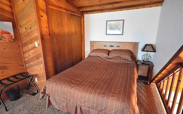 Guys Getaway - Two Bedroom Cabin