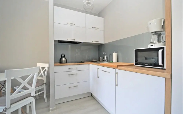 Sara Świętojańska Apartments by Renters