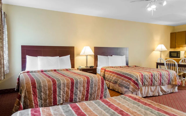 Rodeway Inn & Suites