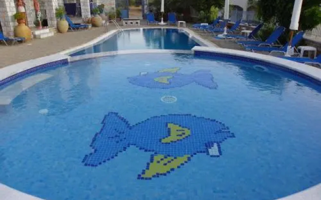 Aparthotel 4 Stars Stoupa