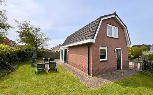 Pristine Beachside Base in Noordwijk