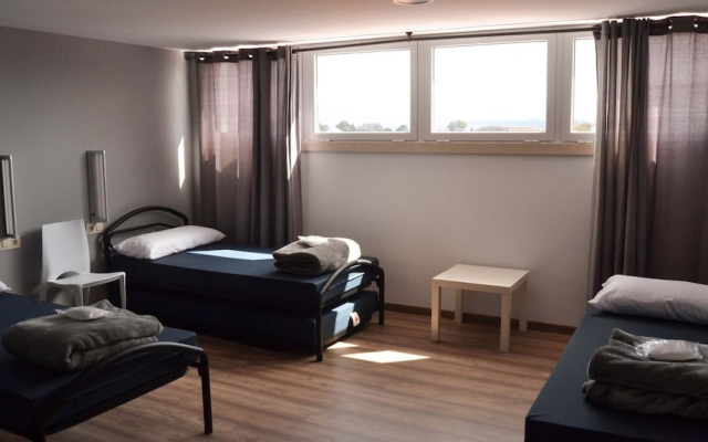 Albergue Alfonso II el Casto - Hostel