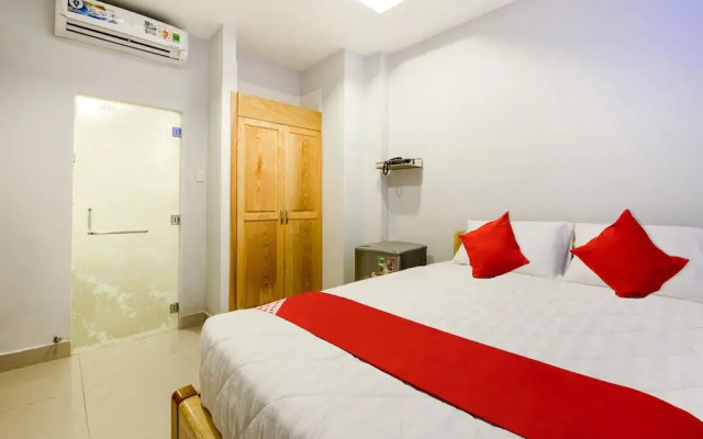 White 1 Hotel by OYO Rooms