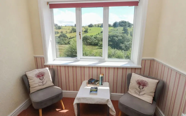 Hillside Lodge