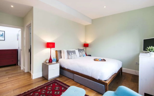 The Spacious Fulham Apartment - FOI