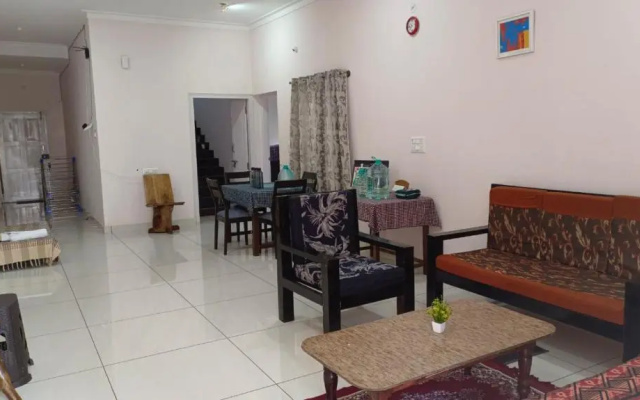 Snow Pine Holiday Home...Virajpet