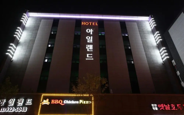 hotelImage