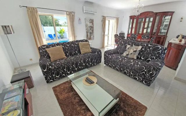Villa Chiquito Albufeira - Private Pool&Parking - Bbq&Ac&Wi-Fi