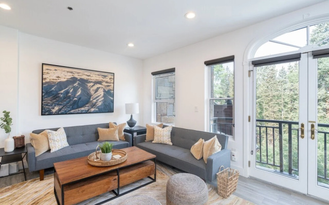 Bear Creek Lodge 207a Condo by Alpine Lodging Telluride