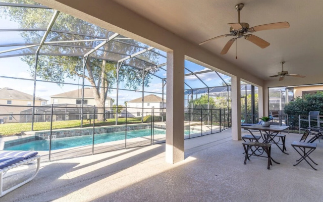8523 Emerald Island