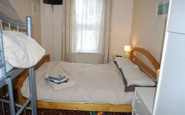 Mayville Guest House