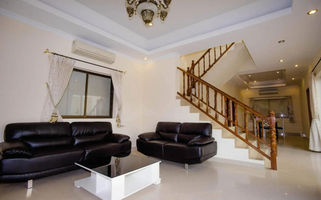 Avoca Pool Villas