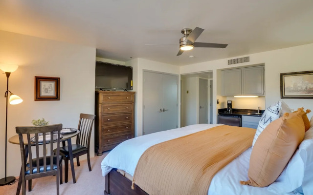 Tucson Studio w/ Golf Course & Tennis Access!
