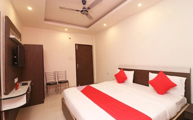 Oyo 18848 Paradise Inn