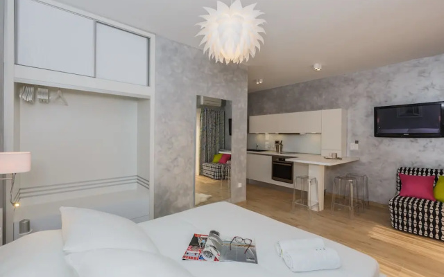 Luxury  Apartments Giovanni with  pool