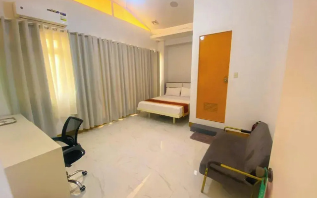 Legends Hotel & Restaurant