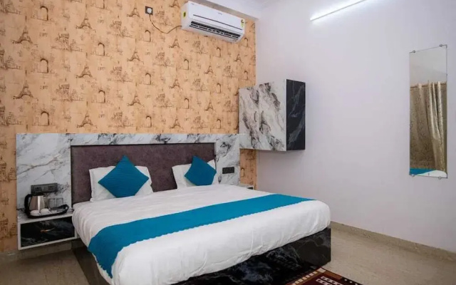 Shri Radhe Radhe Paying Guest House