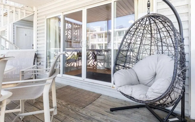 South Beach Ocean 4 by Tybee Vacation Rentals