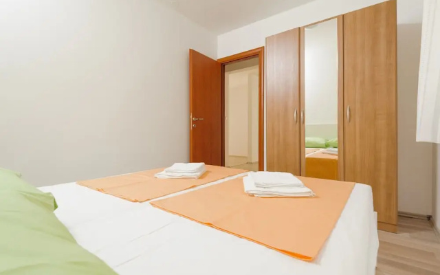 A4 - Spacious apt With the sea View & use of Pool