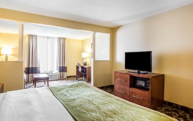 Comfort Inn & Suites